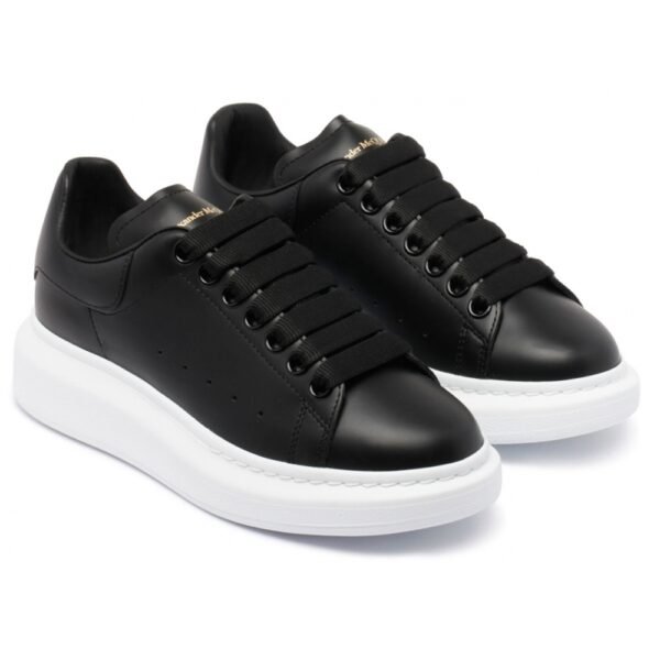 Alexander McQueen - Black Sneaker